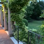 Ca' Bert Dei Glicini Bed & Breakfast