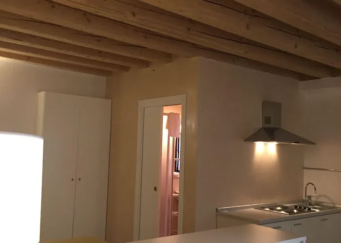 Ca' Bert Dei Glicini Bed and Breakfast Castelnuovo del Garda