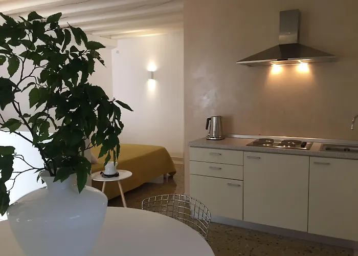 Bed & Breakfast Ca' Bert Dei Glicini Castelnuovo del Garda