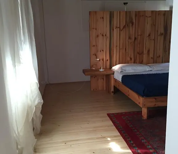 Ca' Bert Dei Glicini فندق مبيت وإفطار 4*