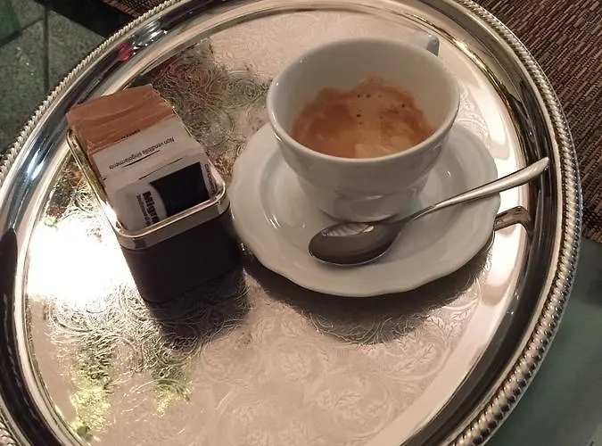 Ca' Bert Dei Glicini 4* كاستلْنْيوفو ديل غارد